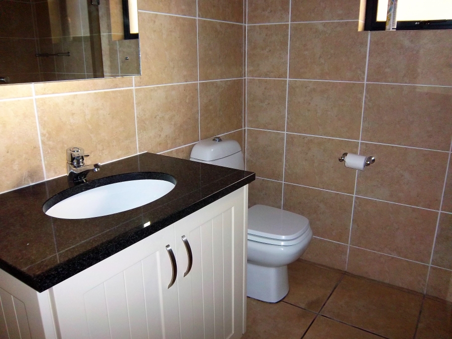 To Let 2 Bedroom Property for Rent in Strand North Western Cape
